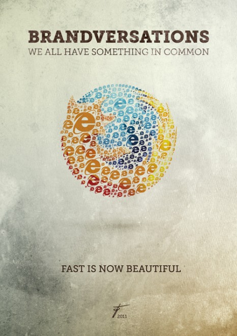 Le logo de Firefox avec des logos d'IE