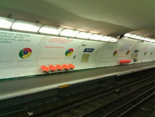 Une publicité pour Chrome, station... Opéra